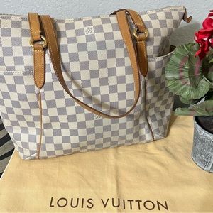 LOUIS VUITTON 💕authentic💕 Damier Azur Totally PM